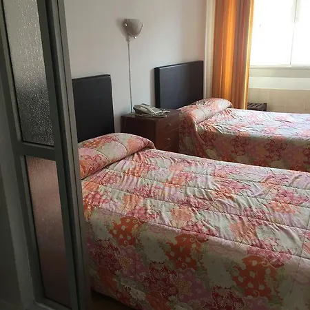 Pensao Santo Tirso Hotel 3*